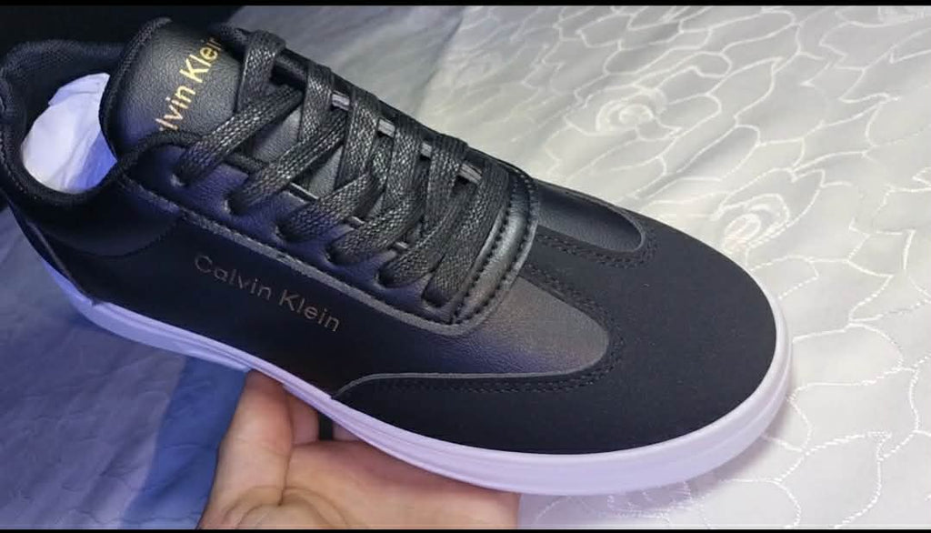 حداء Calvin Klein رجالي تصميم راقي وراحة عالية